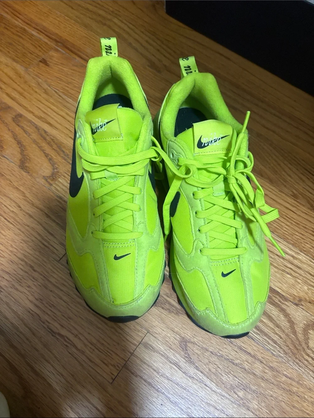 Nike bold neon